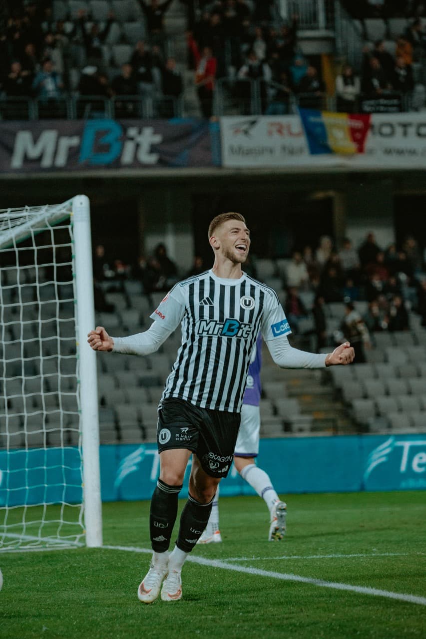 Sponsor image